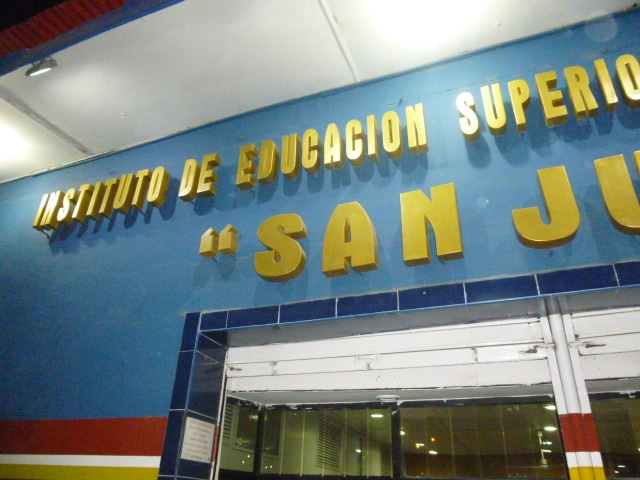 Instituto superior San Juan Sullana